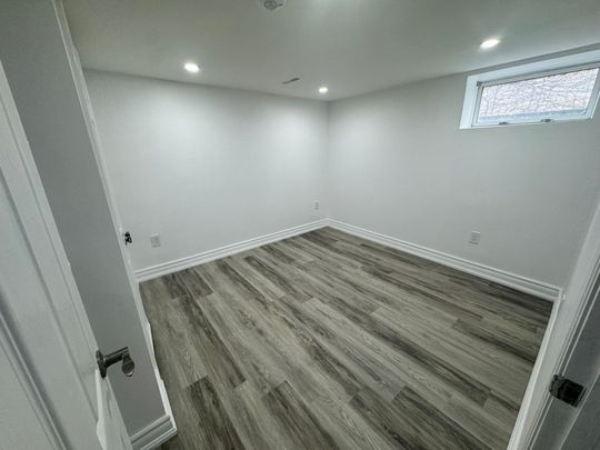 For Lease - 97 Central Park Boulevard Unit# Lower, Oshawa, Ontario - Photo 1