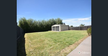 THREE BEDROOM HOME ON A LARGE BLOCK - Photo 3