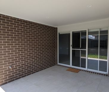 7 Horizon Loop, Oran Park NSW 2570 - House For Rent | Domain - Photo 5