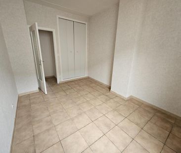 Location Appartement 3 pièces 56m² LE CREUSOT 71200 - Photo 3