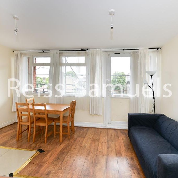 4 bedroom flat to rent - Photo 1
