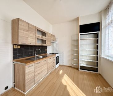 Pronájem bytu 3+1 104 m² - Photo 3