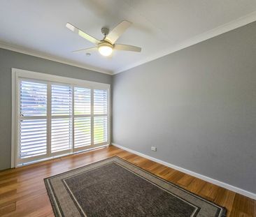 Stylish, Spacious & Ideally Located - Photo 5