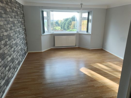 2 Bed Flat, Townfield Lane, CH43 - Photo 1