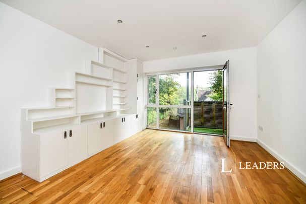 4 bedroom house to rent London Road, Patcham, Brighton, East Sussex, BN1 - Photo 1