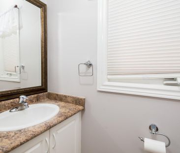 For Lease - 61 St Victor Drive, Vaughan, Ontario - Photo 5