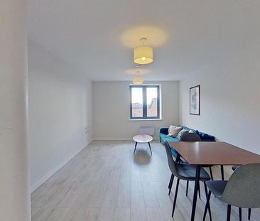 2 bedroom flat to rent - Photo 4