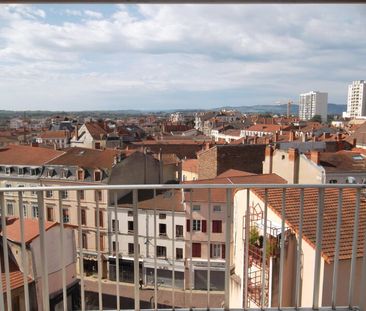 Location Appartement 3 pièces 76m² ROANNE 42300 - Photo 2