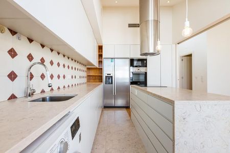 3 Bedroom Penthouse with a terrace, Rua Filipe Folque, Lisboa - Photo 3