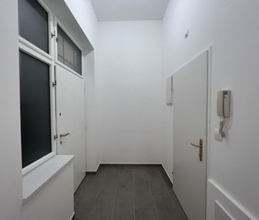 Ruhige Singlewohnung im Erdgeschoss Nähe Naschmarkt I unbefristet - Photo 1
