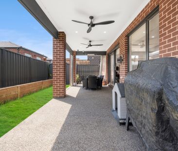 Spacious, Modern Family Living in Prime Wollert Location - Photo 6