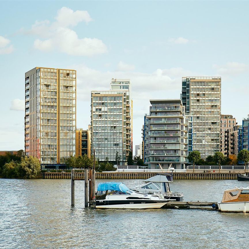 Riverside Quarter, SW18, London - Photo 1