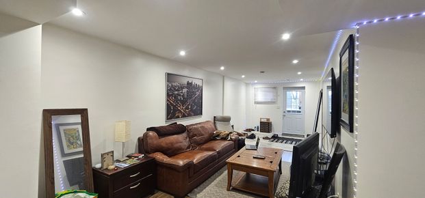 For Lease - 24 Captain Hall Court, Toronto, Ontario - Photo 1