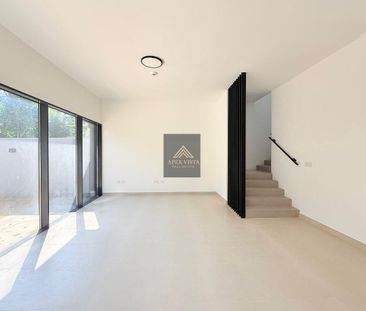 Luxurious town house 3bedroom at prime location - Photo 4