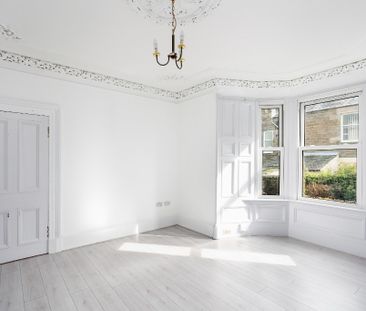 4 bedroom terraced house to rent - Photo 2