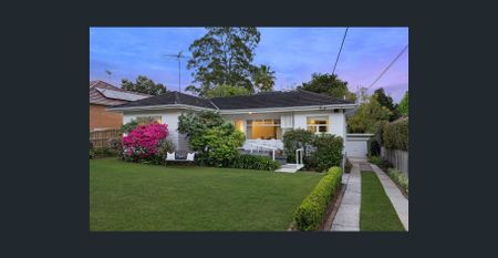 Charming Family Home with Space, Comfort & Superb Convenience - Photo 5