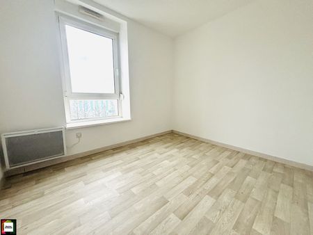 Location Appartement 3 pièces 52m² MONT ST MARTIN 54350 - Photo 2