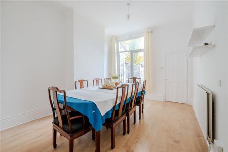 4 bedroom house to rent - Photo 2