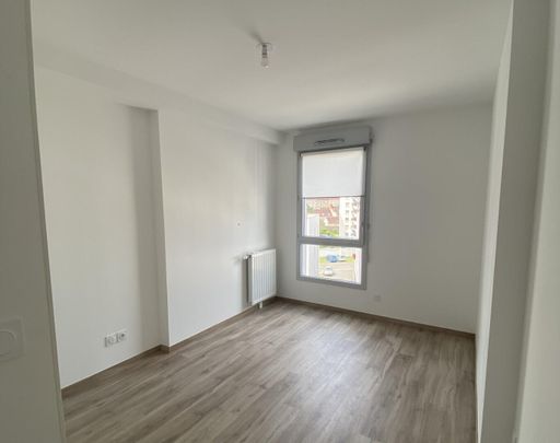 location Appartement T3 DE 65.79m² À DIJON - Photo 1