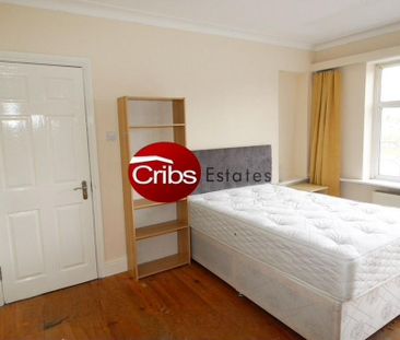 1 bedroom in a house share to rent - Photo 1