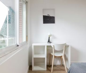 Calle de Emilio Ferrari, Madrid, Community of Madrid 28017 - Photo 6