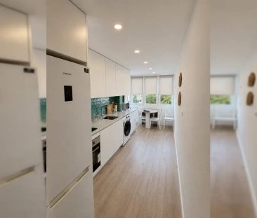 2-bedroom apartment for rent in Lisbon, bills included, no pets - Photo 6