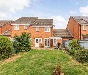 3 bedroom semi-detached house to rent - Photo 5