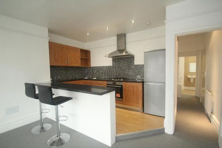 2 bedroom flat to rent - Photo 5