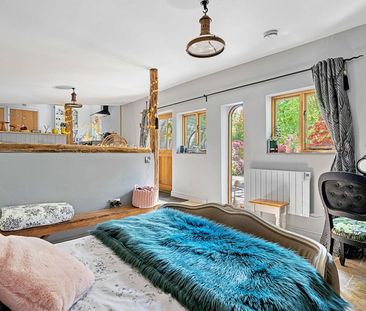 Newtown Road - Photo 6