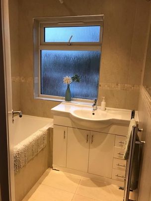 Room in a Shared House, Regal Way, HA3 - Photo 1