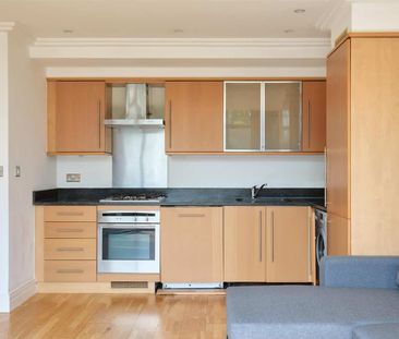 Point Wharf Lane, TW8, London - Photo 3
