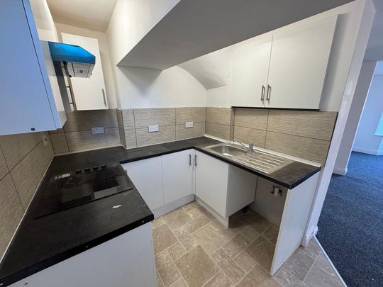 3 bedroom terraced house to rent - Photo 1