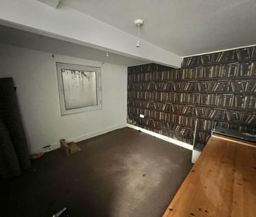 2 bedroom maisonette to rent - Photo 4