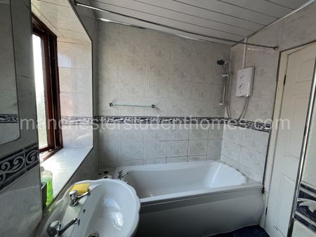 Garswood Road, Manchester, M14 7LJ - Photo 2