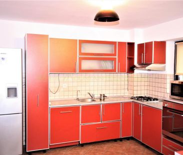 8 room villa, long term rental, Balotesti lake - Fotografie 2
