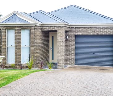 64A William Maker Drive, Orange. - Photo 6