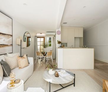 Effortless Living, Charm and Convenience - Photo 2