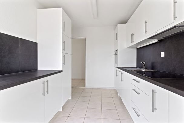 3.5 Zimmer, 90 m², 1. Stock - Photo 1