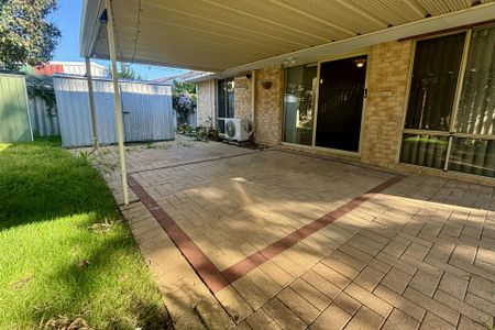 HOME OPEN CANCELLED - LEASE PENDING - Photo 3