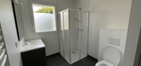 Location maison de 102 m² - 5 pièces à Vannes - Photo 2