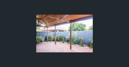 Beautiful Character Home in Great Location! - Photo 5