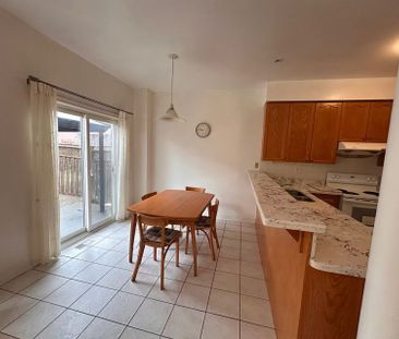 For Lease - 70 Warren Bradley Street, Markham, Ontario - Photo 2