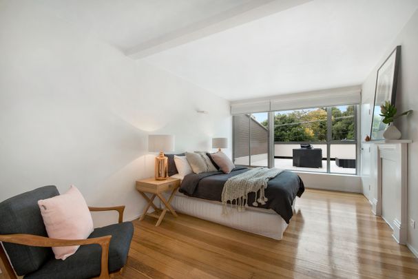 3/37 Waimea Avenue Sandy Bay TAS 7005 Australia - Photo 1