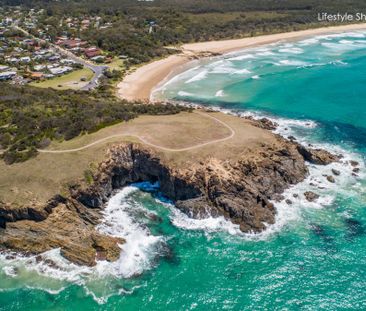 Emerald Beach, 28 Fiddaman Road - Photo 4