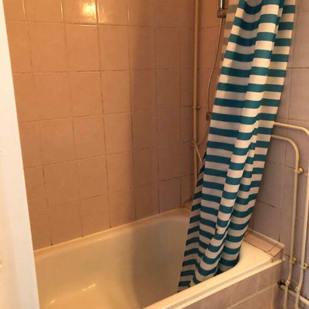Appartement à louer - REIMS CERNAY - Photo 4