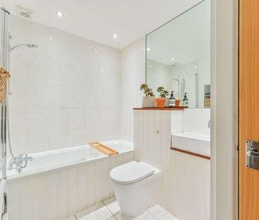 Lownes Courtyard, Hither Green, SE13 - Photo 1