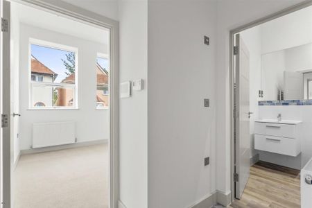 1 bedroom apartment to rent - Photo 4