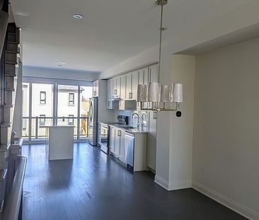 For Lease - 829 Port Darlington Road, Clarington, Ontario - Photo 5