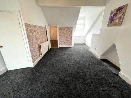 4 bedroom terraced house to rent - Photo 4