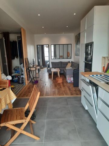 Location Appartement 2 pièces 50m² LYON 3ème - Photo 3